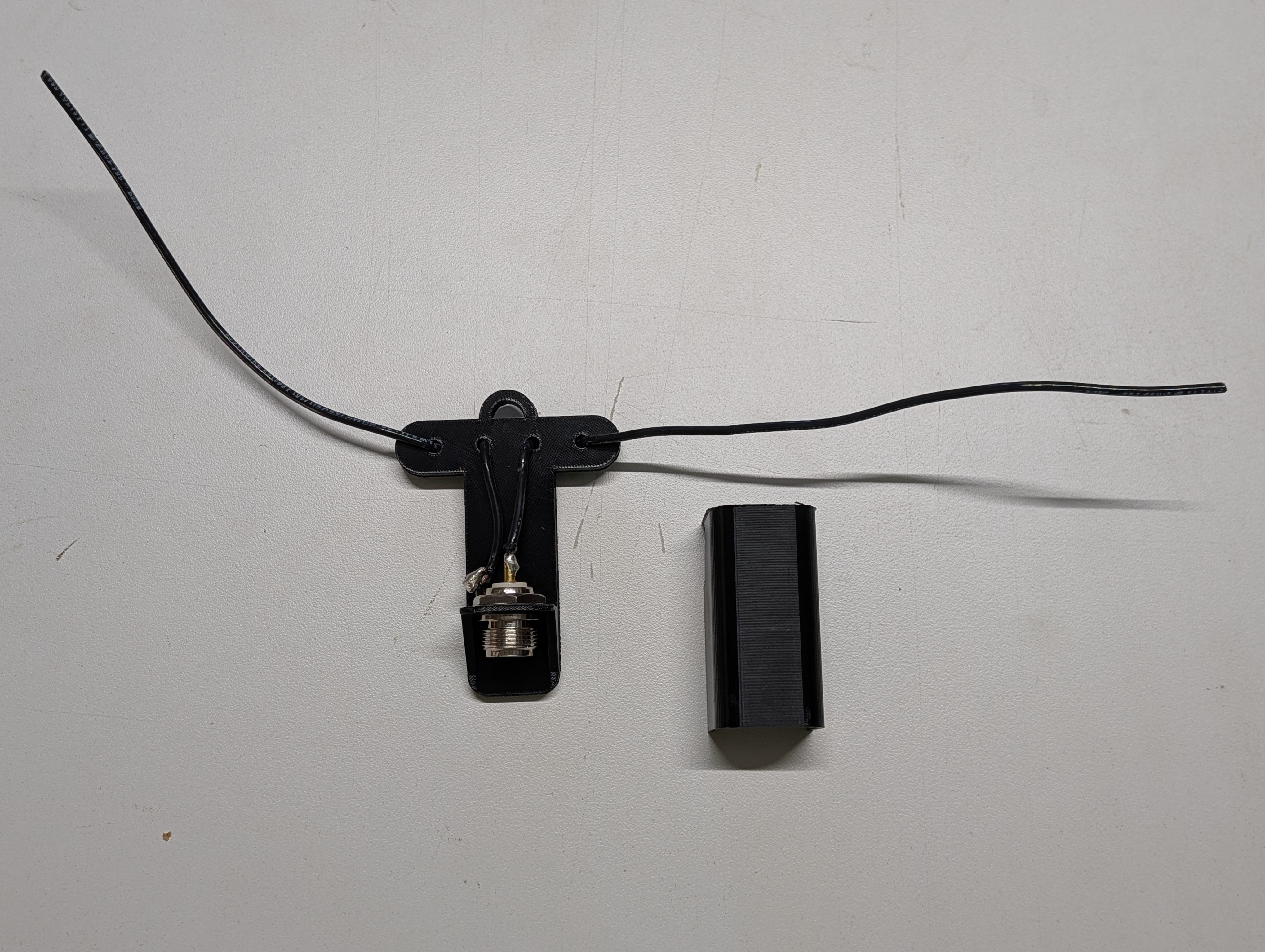 SO-239 Dipole Center